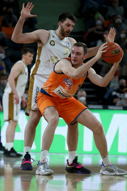 而上的全方 而上的全方